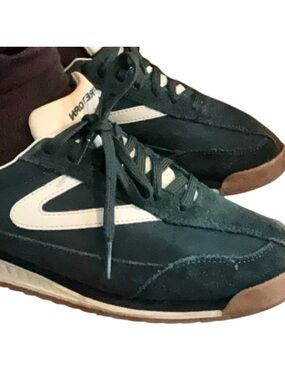 Tretorn Dark Green Sneakers with White Logo and Brown Toe